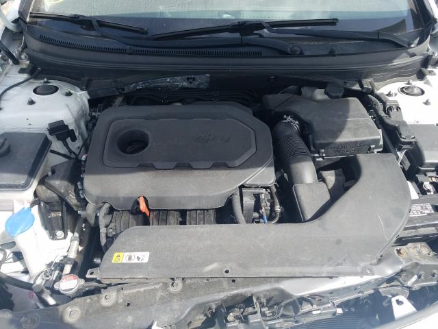 Photo 6 VIN: 5NPE24AF6GH410471 - HYUNDAI SONATA SE 