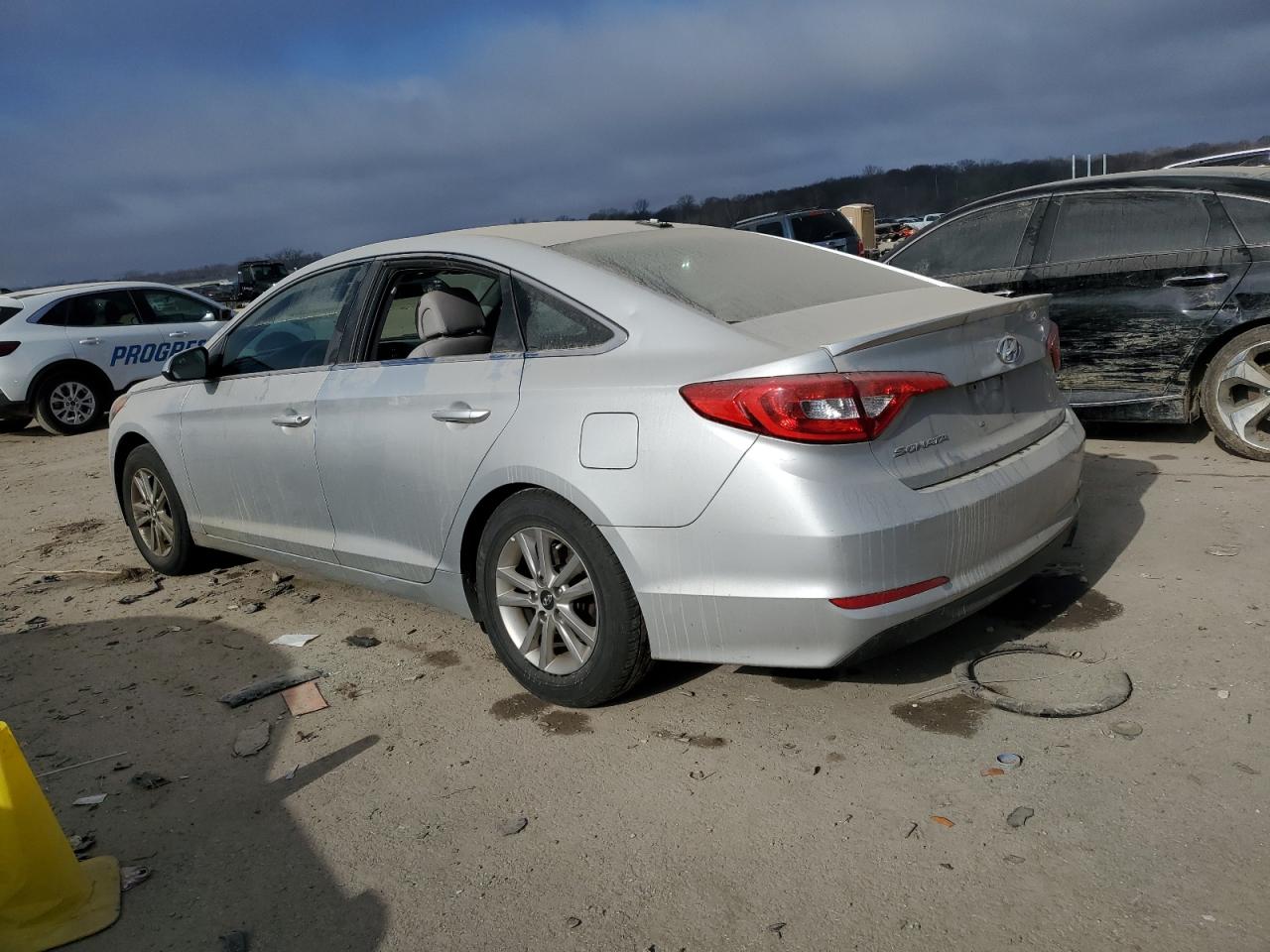 Photo 1 VIN: 5NPE24AF6GH417209 - HYUNDAI SONATA 