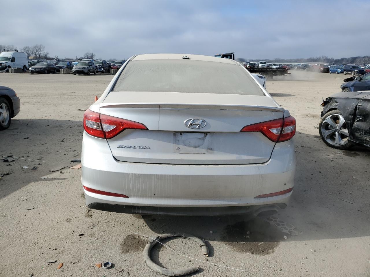 Photo 5 VIN: 5NPE24AF6GH417209 - HYUNDAI SONATA 