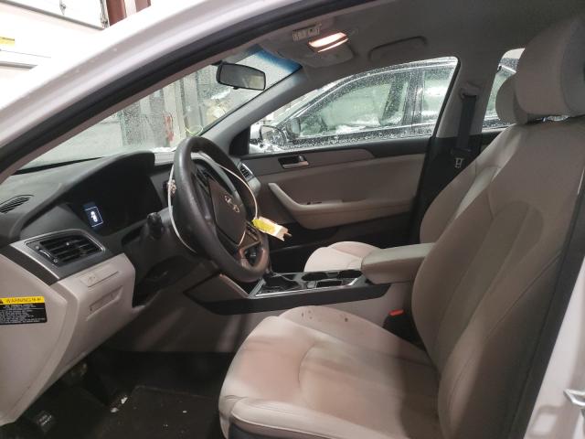 Photo 4 VIN: 5NPE24AF6GH419218 - HYUNDAI SONATA SE 