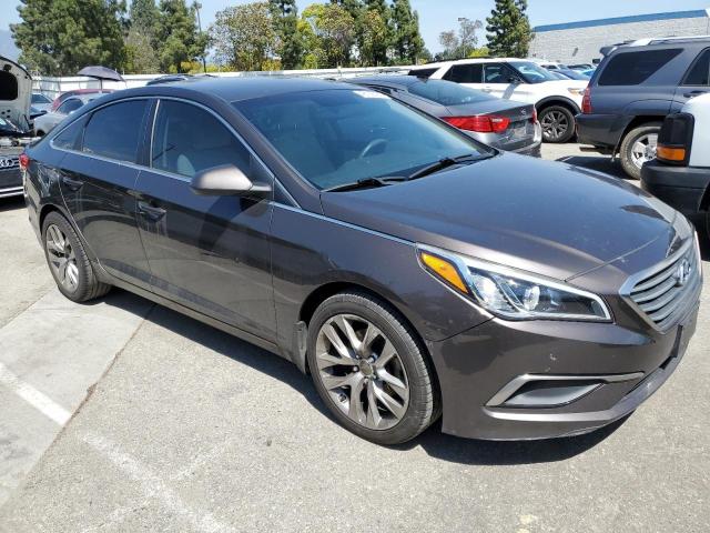 Photo 3 VIN: 5NPE24AF6HH447490 - HYUNDAI SONATA SE 