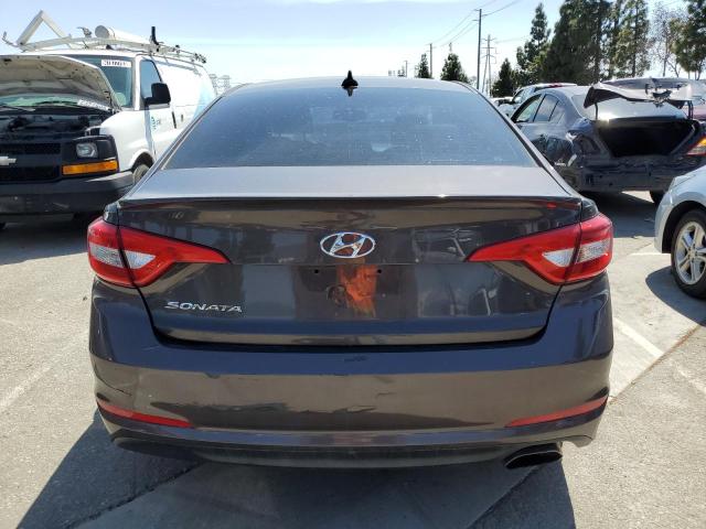 Photo 5 VIN: 5NPE24AF6HH447490 - HYUNDAI SONATA SE 