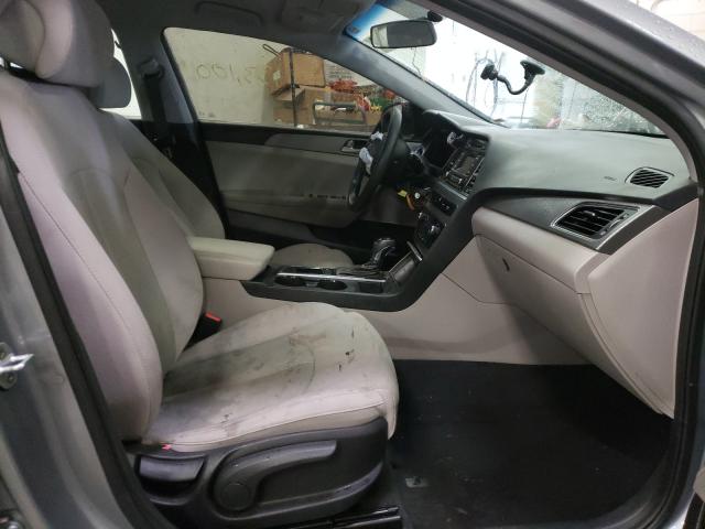 Photo 4 VIN: 5NPE24AF6HH447960 - HYUNDAI SONATA SE 