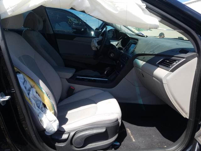 Photo 4 VIN: 5NPE24AF6HH450793 - HYUNDAI SONATA SE 