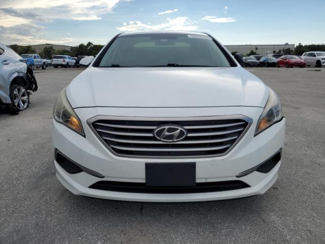 Photo 4 VIN: 5NPE24AF6HH452088 - HYUNDAI SONATA SE 