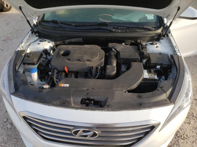 Photo 6 VIN: 5NPE24AF6HH463124 - HYUNDAI SONATA SE 