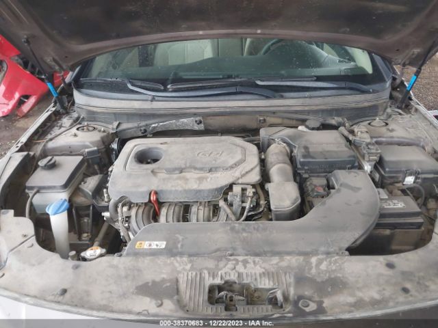 Photo 9 VIN: 5NPE24AF6HH469487 - HYUNDAI SONATA 