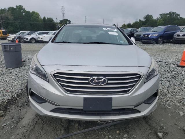 Photo 4 VIN: 5NPE24AF6HH477251 - HYUNDAI SONATA 