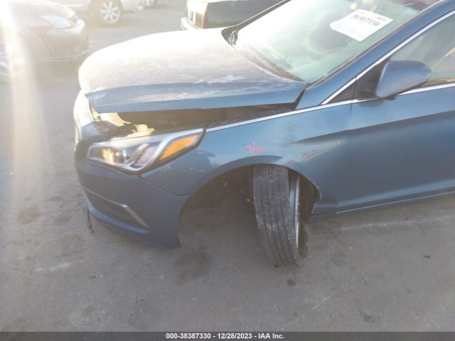 Photo 5 VIN: 5NPE24AF6HH480151 - HYUNDAI SONATA 