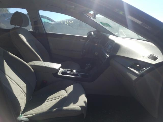 Photo 4 VIN: 5NPE24AF6HH485950 - HYUNDAI SONATA SE 