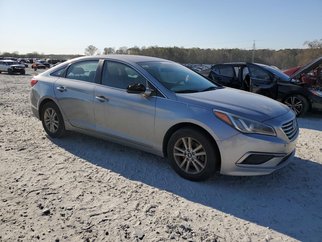 Photo 3 VIN: 5NPE24AF6HH487519 - HYUNDAI SONATA 