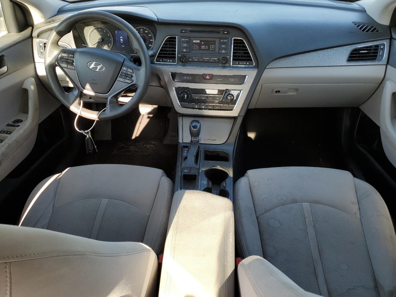 Photo 7 VIN: 5NPE24AF6HH487519 - HYUNDAI SONATA 