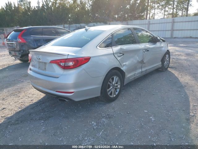 Photo 3 VIN: 5NPE24AF6HH494017 - HYUNDAI SONATA 