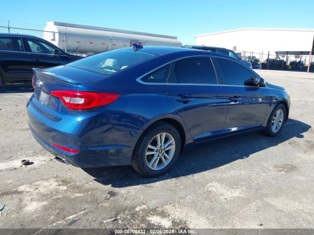 Photo 3 VIN: 5NPE24AF6HH517084 - HYUNDAI SONATA 