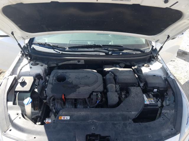 Photo 6 VIN: 5NPE24AF6HH529512 - HYUNDAI SONATA SE 