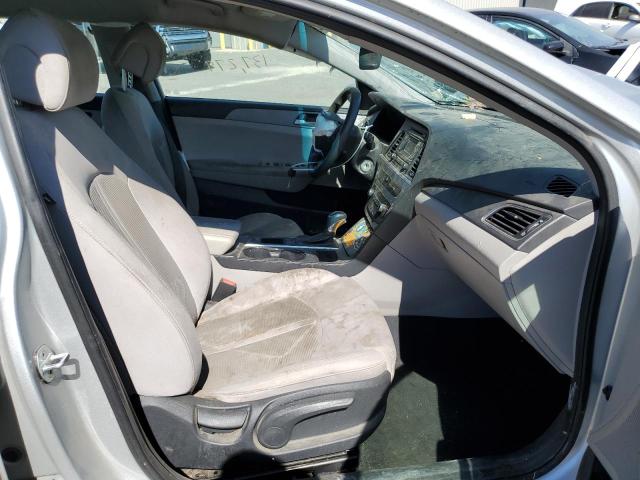 Photo 4 VIN: 5NPE24AF6HH529798 - HYUNDAI SONATA SE 