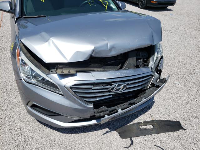 Photo 8 VIN: 5NPE24AF6HH531860 - HYUNDAI SONATA SE 