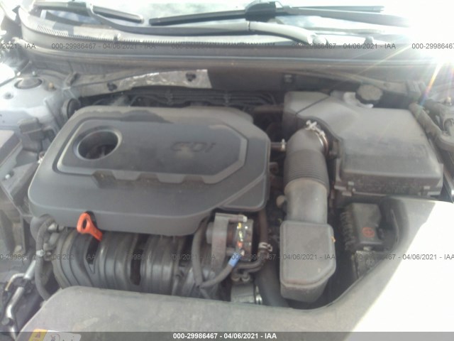 Photo 9 VIN: 5NPE24AF6HH537741 - HYUNDAI SONATA 