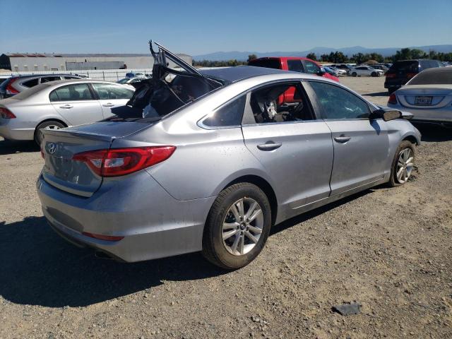 Photo 2 VIN: 5NPE24AF6HH557469 - HYUNDAI SONATA SE 