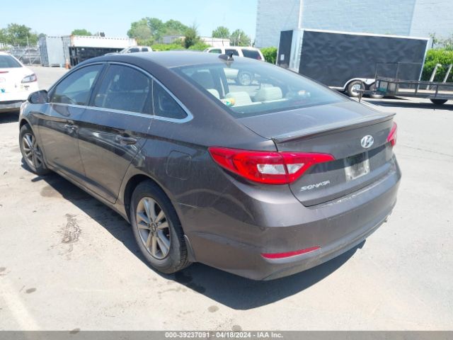 Photo 2 VIN: 5NPE24AF6HH572120 - HYUNDAI SONATA 