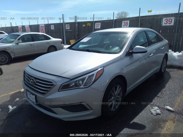 Photo 5 VIN: 5NPE24AF6HH580198 - HYUNDAI SONATA 