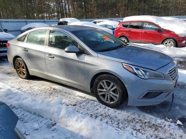 Photo 3 VIN: 5NPE24AF6HH581318 - HYUNDAI SONATA SE 