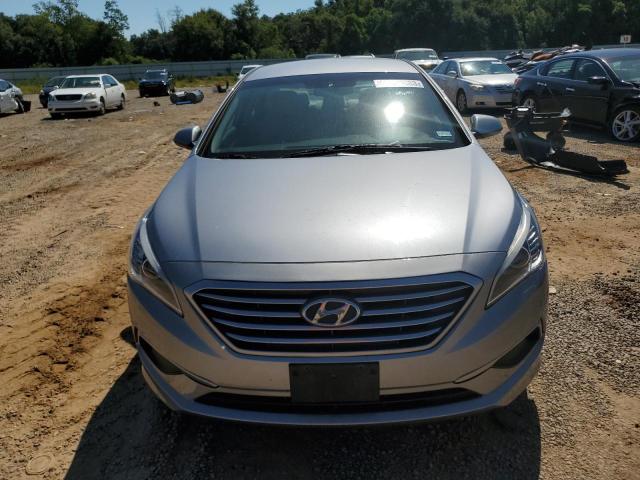 Photo 4 VIN: 5NPE24AF6HH595249 - HYUNDAI SONATA SE 