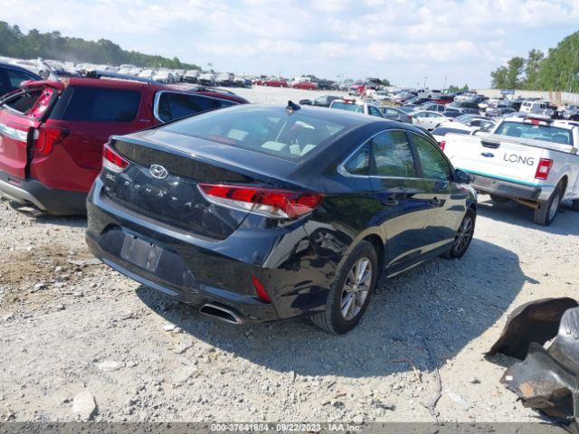 Photo 3 VIN: 5NPE24AF6JH597881 - HYUNDAI SONATA 