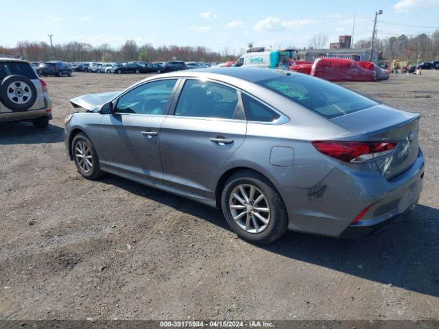 Photo 2 VIN: 5NPE24AF6JH611097 - HYUNDAI SONATA 