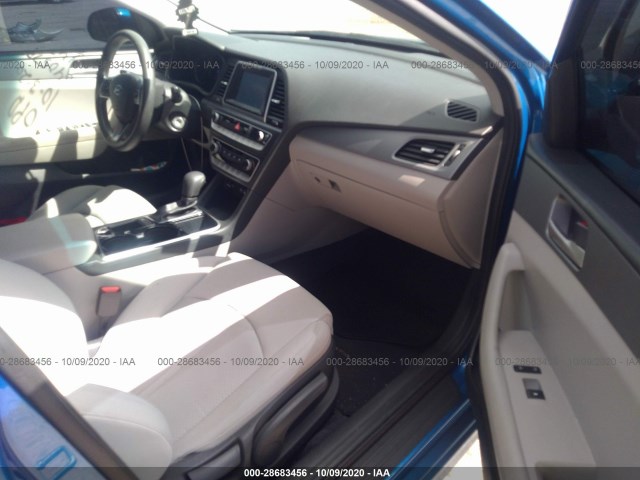 Photo 4 VIN: 5NPE24AF6JH615201 - HYUNDAI SONATA 