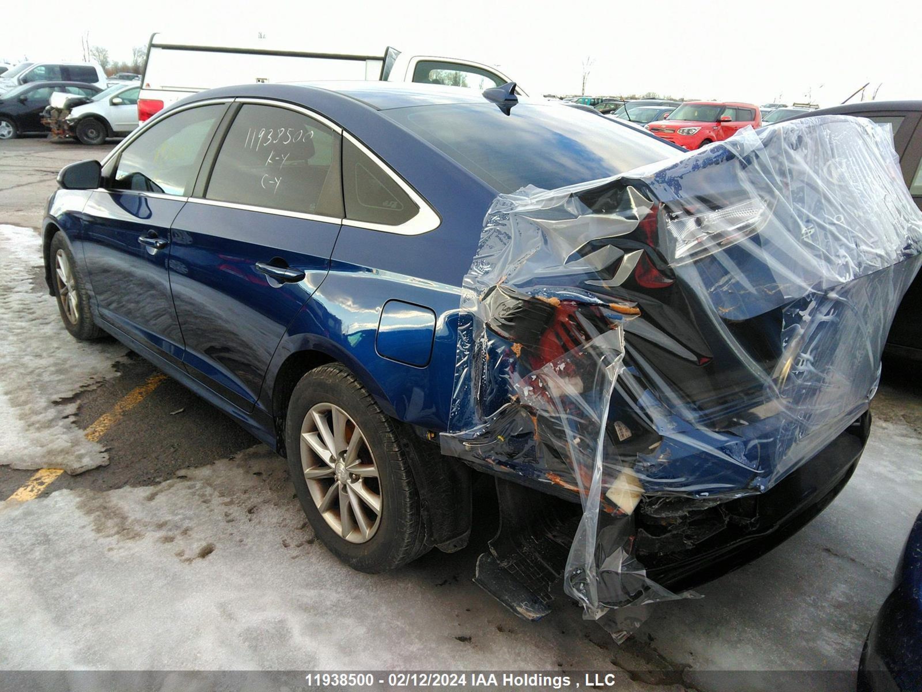 Photo 2 VIN: 5NPE24AF6JH617689 - HYUNDAI SONATA 