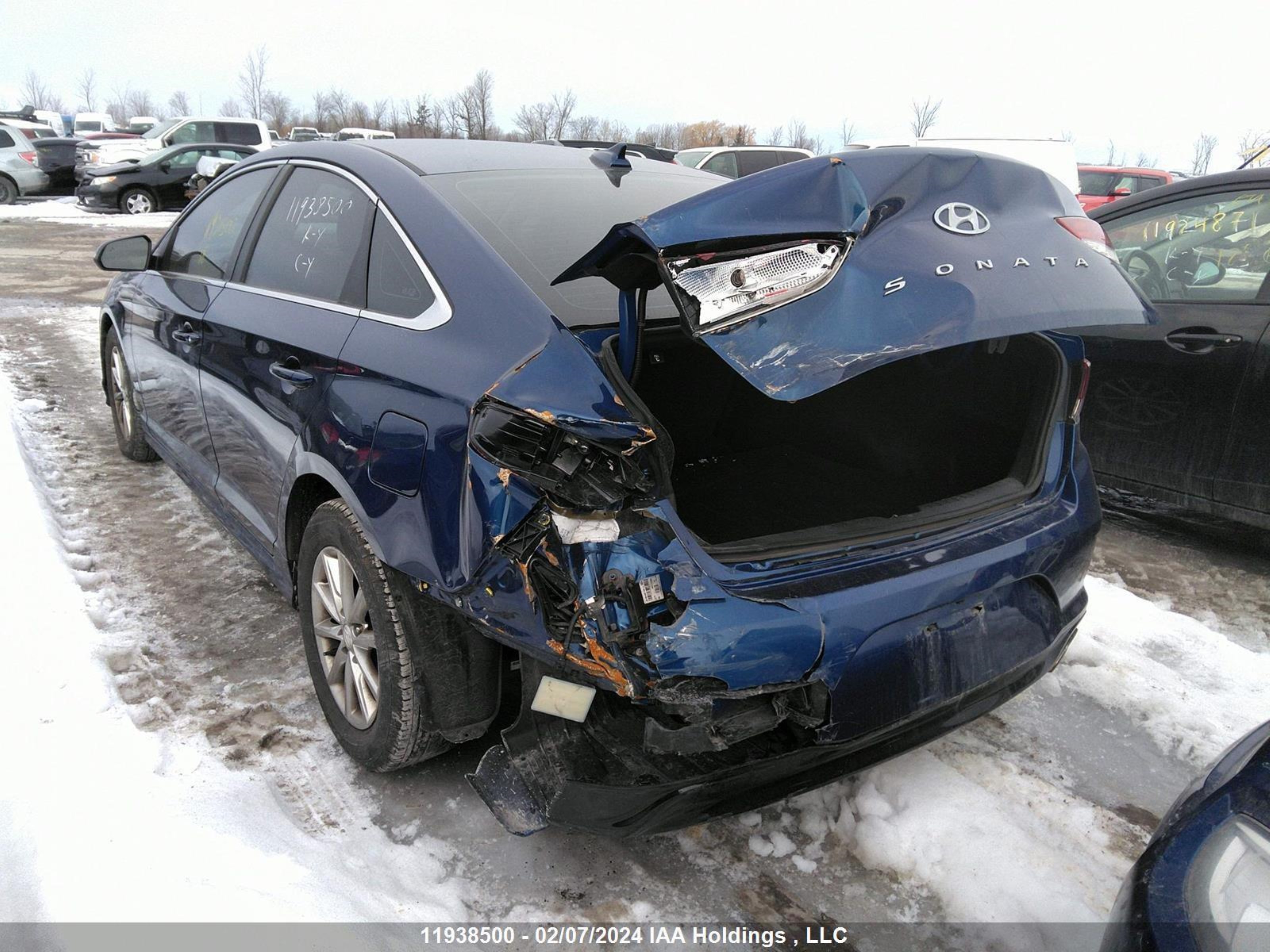 Photo 5 VIN: 5NPE24AF6JH617689 - HYUNDAI SONATA 