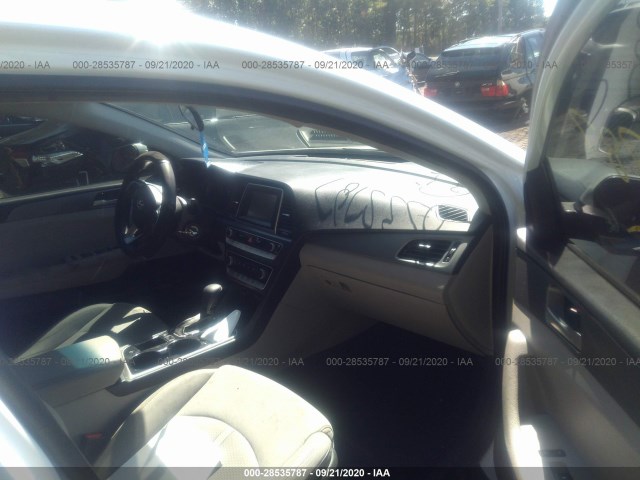 Photo 4 VIN: 5NPE24AF6JH622472 - HYUNDAI SONATA 