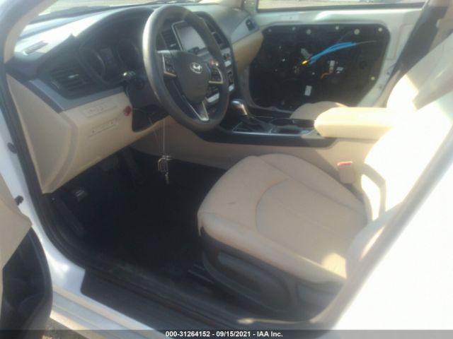 Photo 4 VIN: 5NPE24AF6JH627087 - HYUNDAI SONATA 