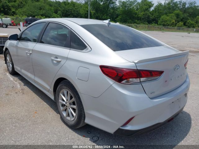 Photo 2 VIN: 5NPE24AF6JH645458 - HYUNDAI SONATA 