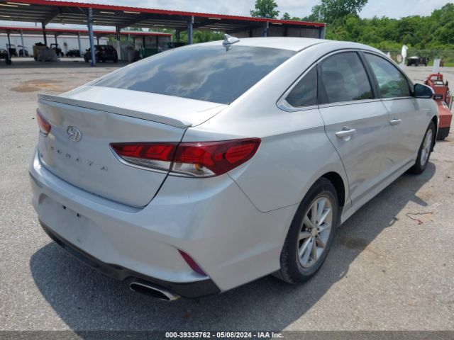 Photo 3 VIN: 5NPE24AF6JH645458 - HYUNDAI SONATA 