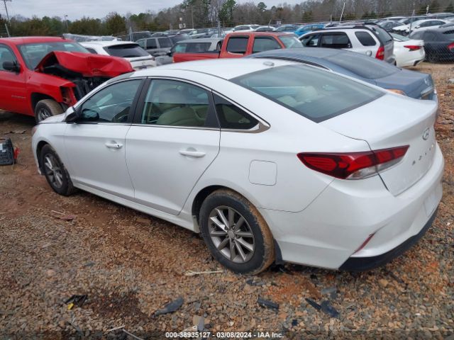 Photo 2 VIN: 5NPE24AF6JH665502 - HYUNDAI SONATA 