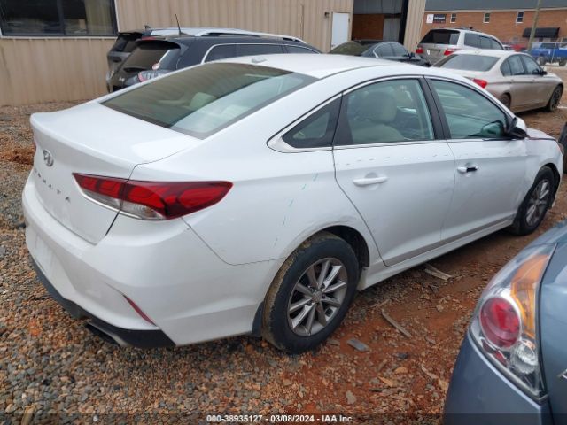 Photo 3 VIN: 5NPE24AF6JH665502 - HYUNDAI SONATA 