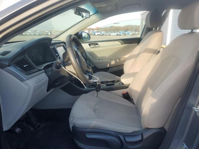 Photo 6 VIN: 5NPE24AF6JH683983 - HYUNDAI SONATA SE 