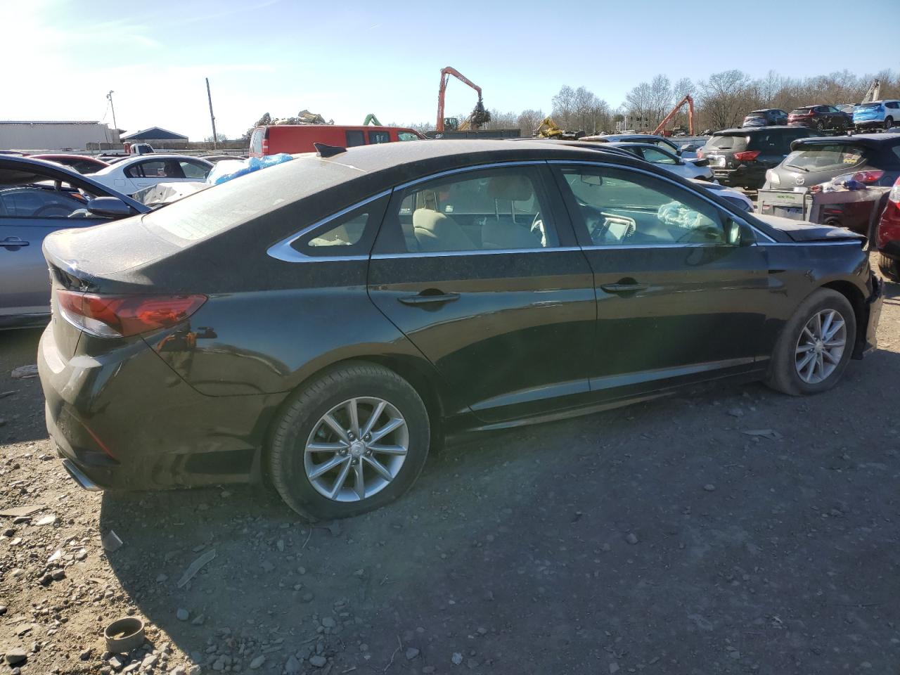 Photo 2 VIN: 5NPE24AF6JH686172 - HYUNDAI SONATA 