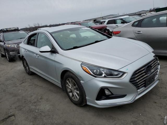 Photo 3 VIN: 5NPE24AF6JH688360 - HYUNDAI SONATA SE 