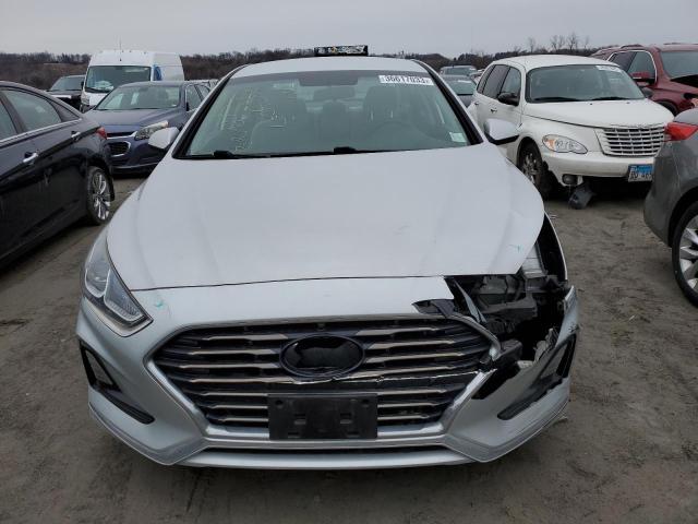 Photo 4 VIN: 5NPE24AF6JH688360 - HYUNDAI SONATA SE 