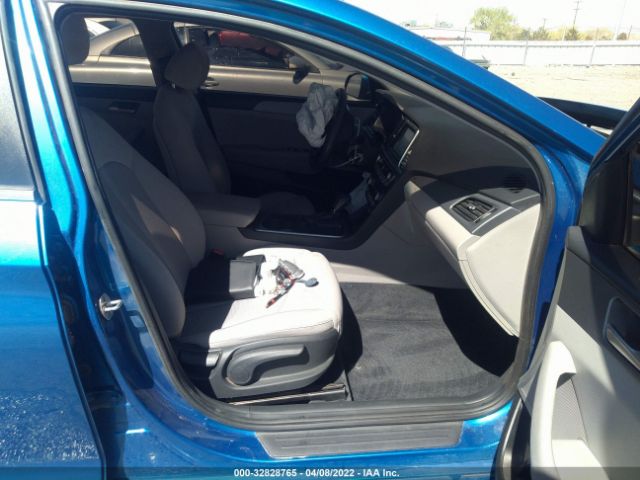 Photo 4 VIN: 5NPE24AF6JH706534 - HYUNDAI SONATA 