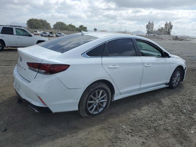 Photo 2 VIN: 5NPE24AF6JH716190 - HYUNDAI SONATA SE 