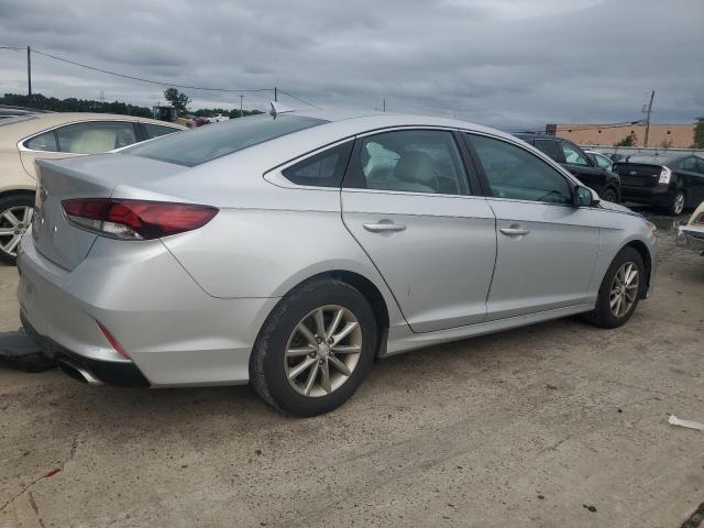 Photo 2 VIN: 5NPE24AF6JH721468 - HYUNDAI SONATA SE 