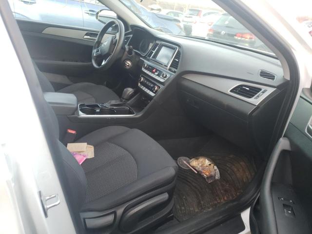 Photo 4 VIN: 5NPE24AF6JH725455 - HYUNDAI SONATA SE 