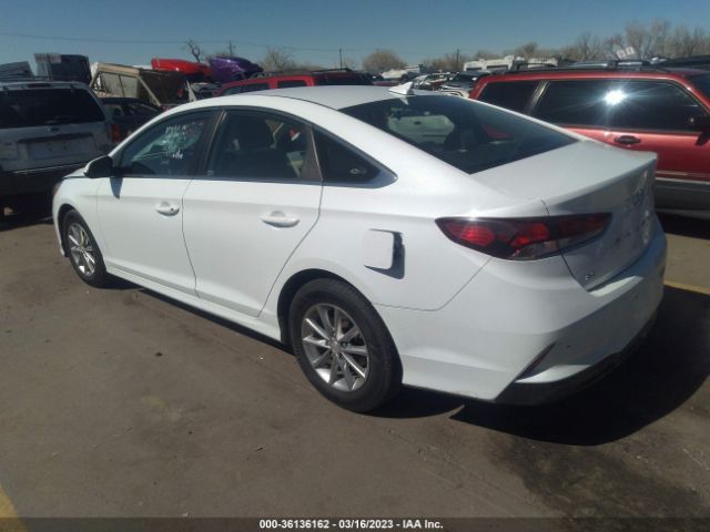 Photo 2 VIN: 5NPE24AF6JH726671 - HYUNDAI SONATA 