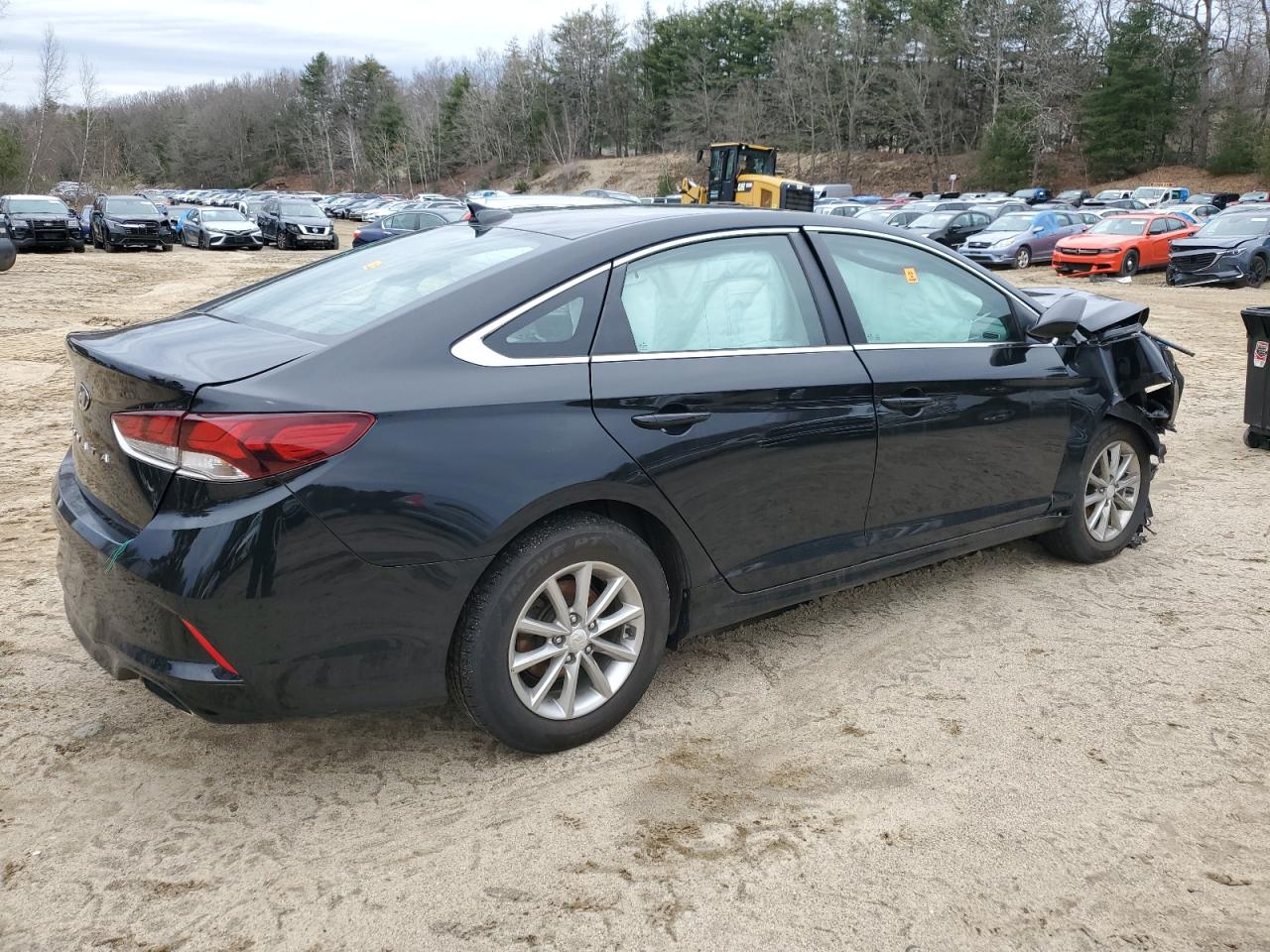 Photo 2 VIN: 5NPE24AF6KH731239 - HYUNDAI SONATA 