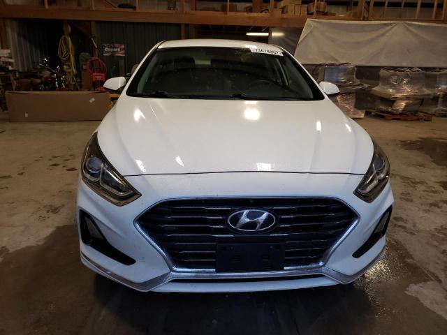 Photo 4 VIN: 5NPE24AF6KH738580 - HYUNDAI SONATA SE 