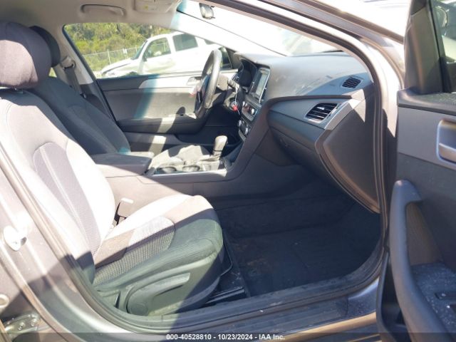 Photo 4 VIN: 5NPE24AF6KH739180 - HYUNDAI SONATA 